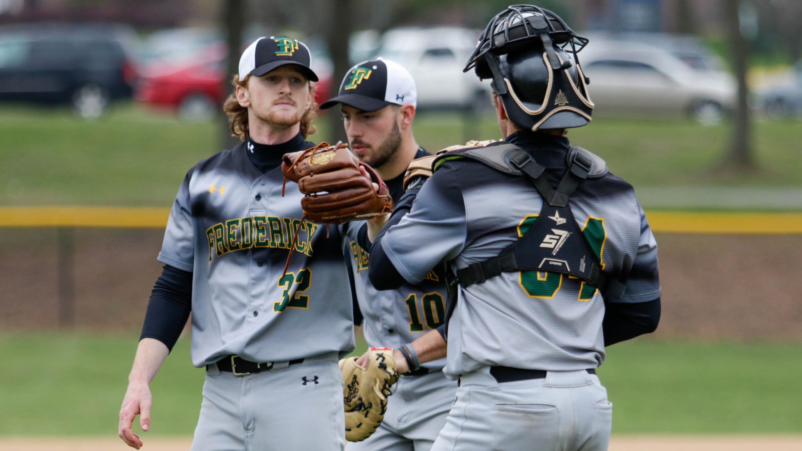 Cummings tosses gem in opener; Cougars fall in nightcap