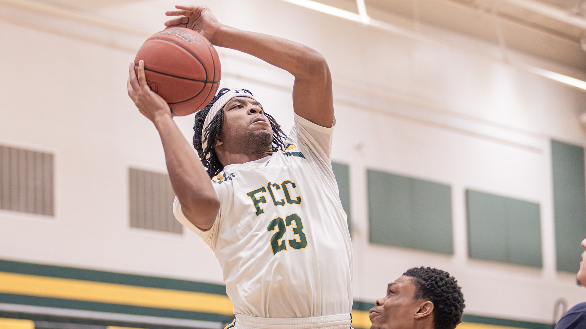 Frederick Holds Off Delaware Tech&nbsp;92-85&nbsp;Victory