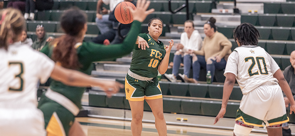 Cougars Fall 86-76 Despite Strong Performances at Chesapeake&nbsp;