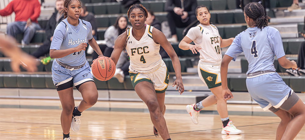 Cougars Dominated Fighting Owls 87-44