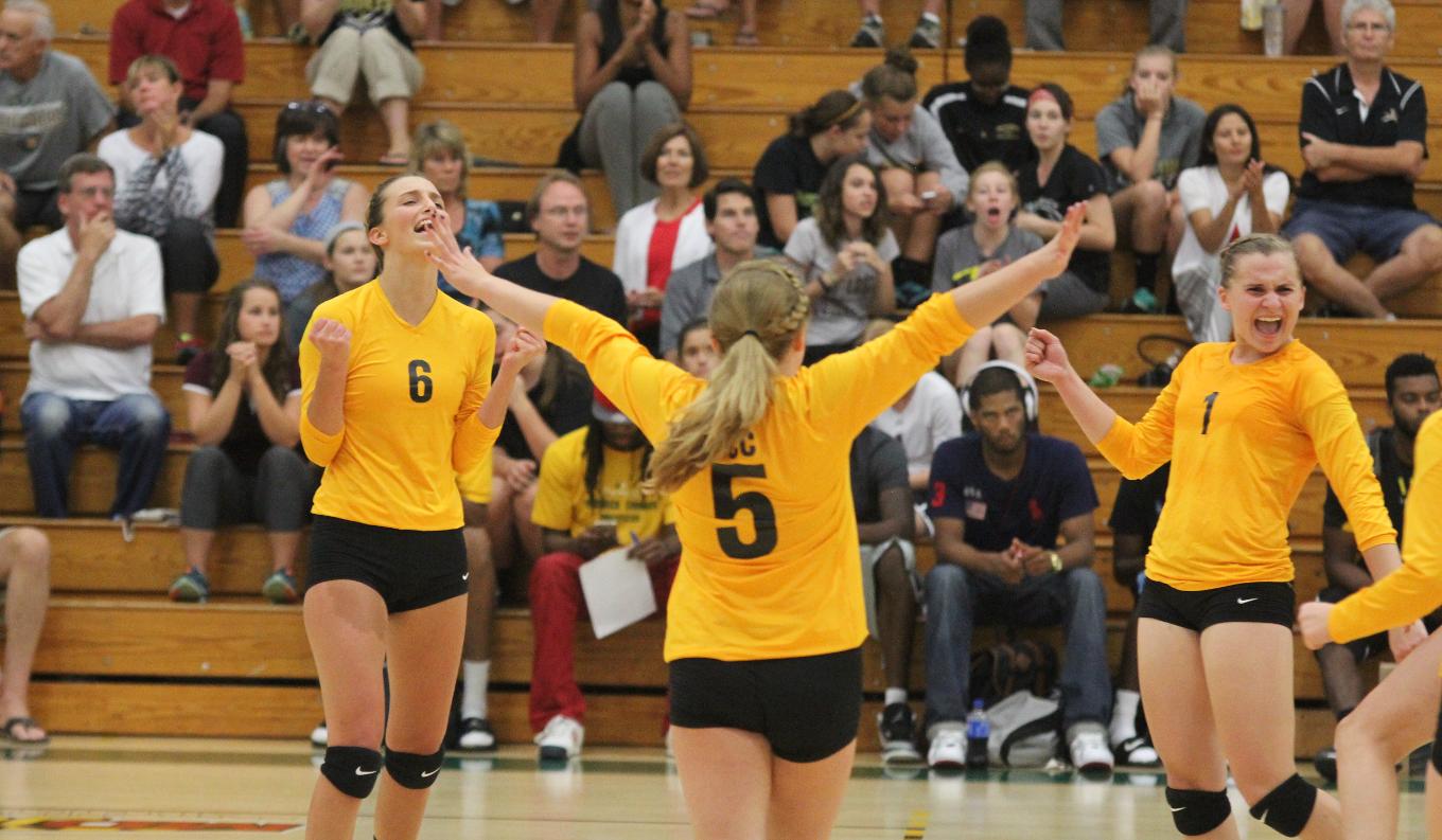 Perfect 10! Cougars Clip Hawks To Remain Undefeated In Conference