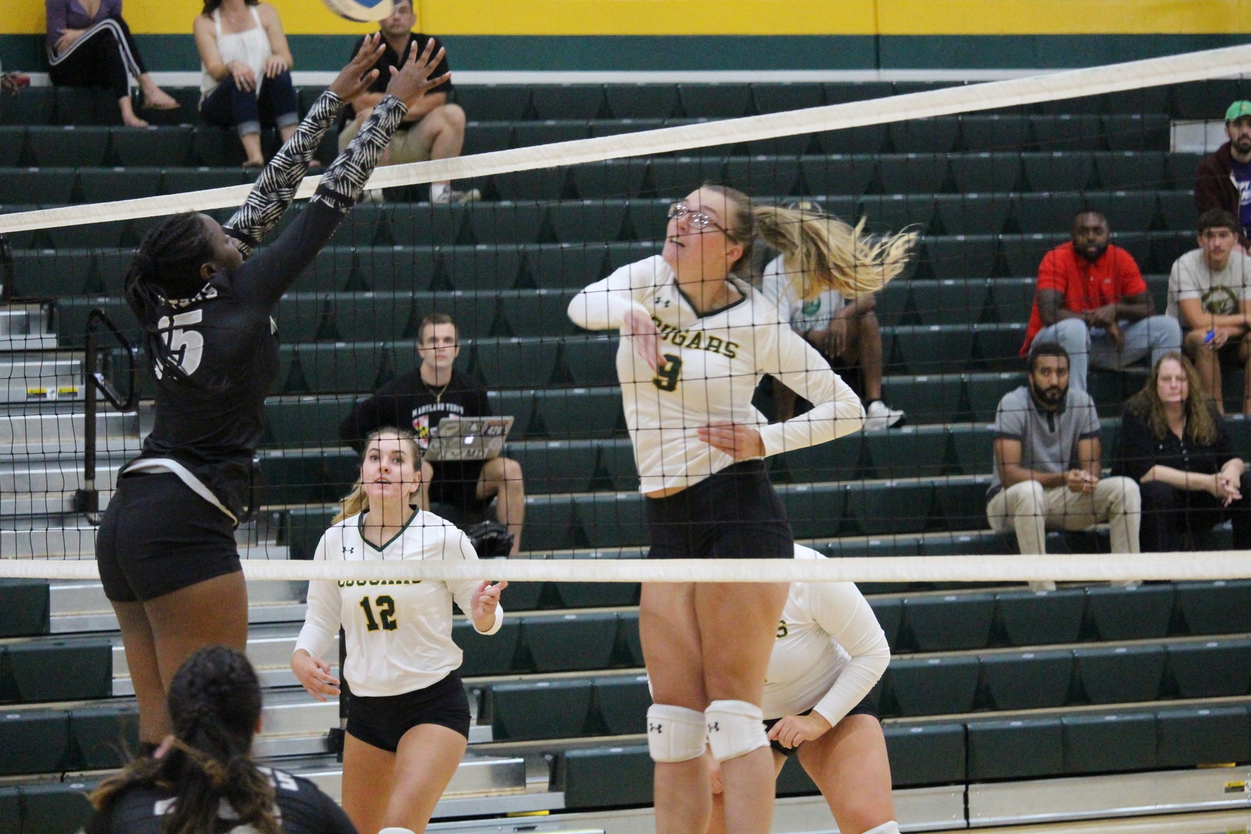 Volleyball Drops 2019 Home Opener to MC, 3-0